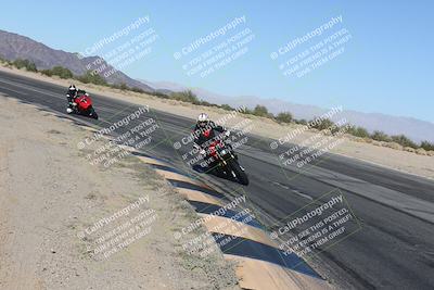 media/Dec-01-2025-Moto Forza (Mon) [[2daa91e15f]]/2-Intermediate Group/Session 4 (Turn 10 Inside)/